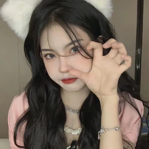 这个女配有点甜
